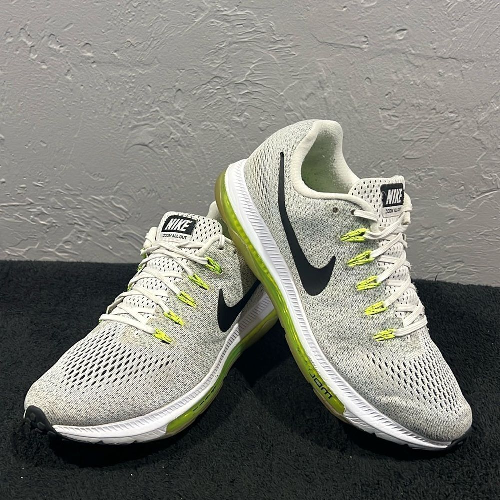 🔥🔥 NIKE Air Zoom All Out Flyknit Running Shoes Men Sz 8.5 - EXCELLENT Conditio